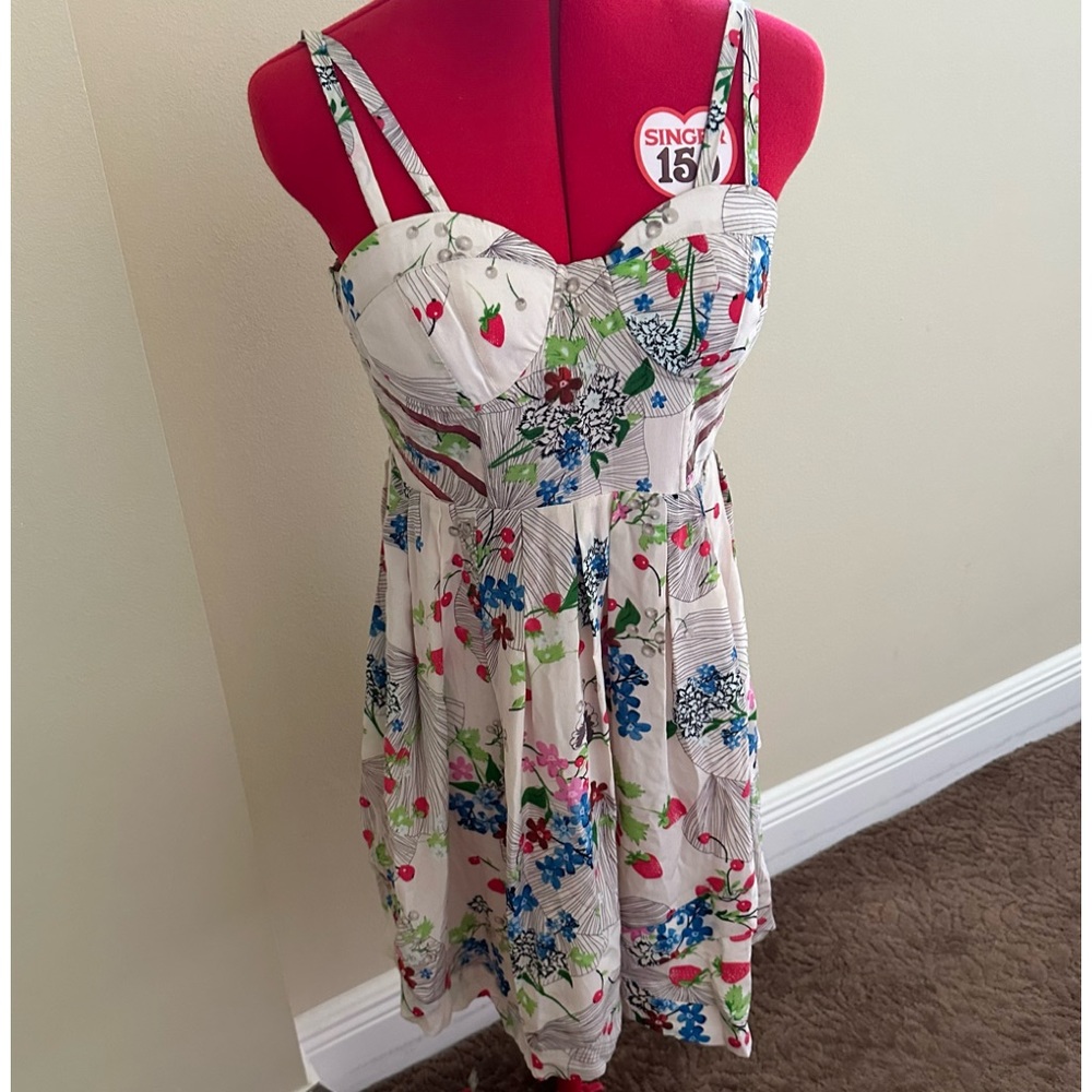 Anthropologie Leifsdottir silk summer strawberry Cherry Dress Sz 2 EUC